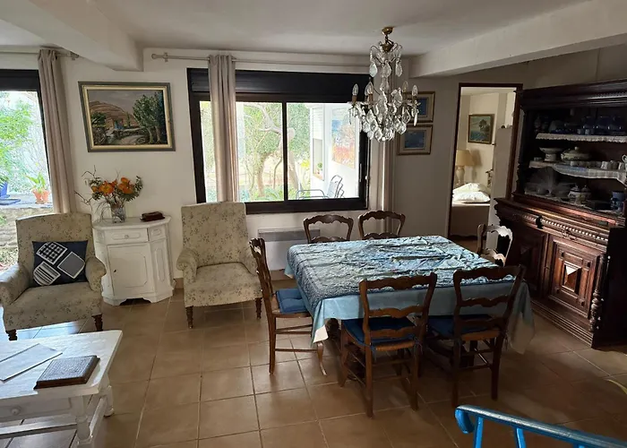 T3 Avec Jardin A Banyuls, Parking Inclus - Fr-1-309-35 Banyuls-sur-Mer